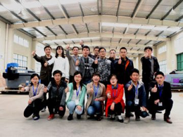 Trabajadores B2B en oficina central, 2018