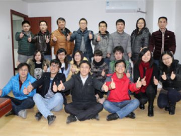 Trabajadores B2B en oficina central, 4 2018
